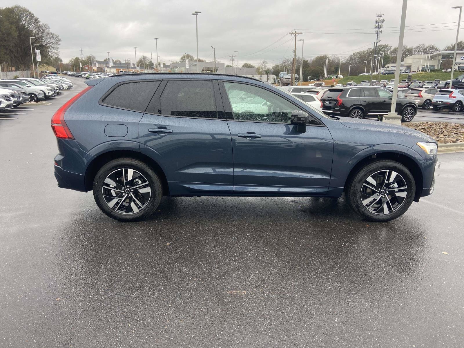 2026 Volvo XC60 Core - Photo 10