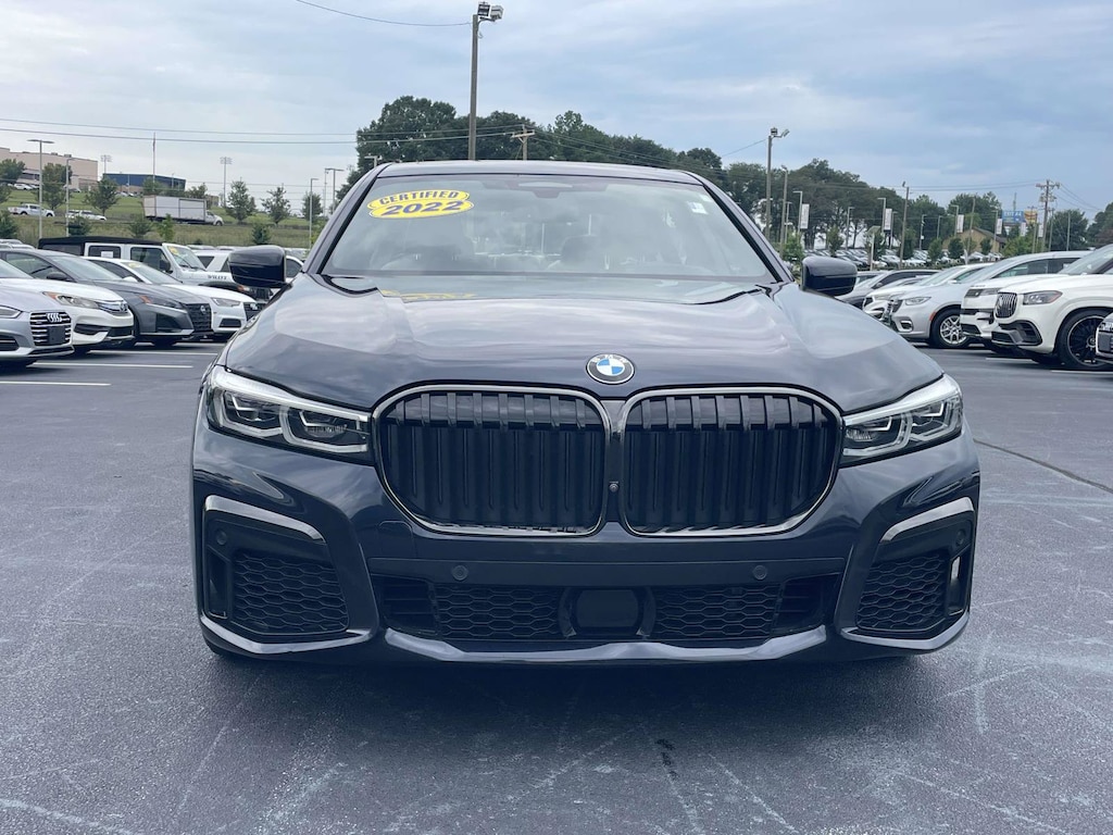 Used 2022 BMW 740i Sedan
