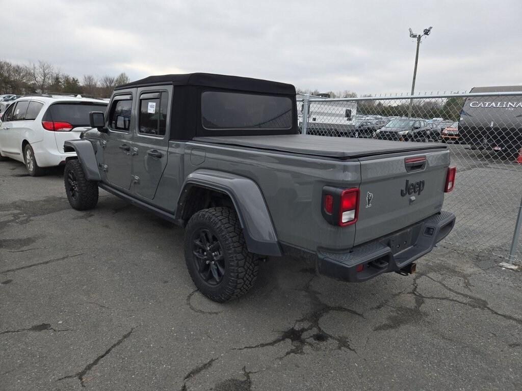Used 2021 Jeep Gladiator Sport Truck