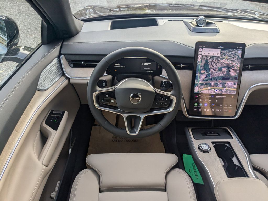 2025 Volvo EX90 Ultra - Photo 17