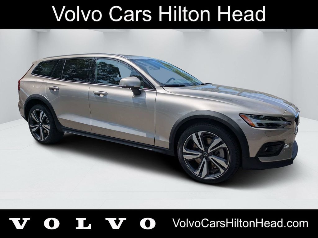 New 2026 Volvo V60 Cross Country B5 Plus Wagon