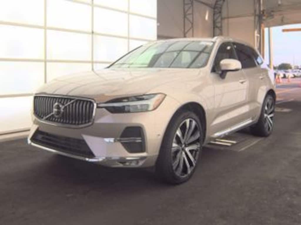 Used 2023 Volvo XC60 B5 Ultimate Bright Theme SUV