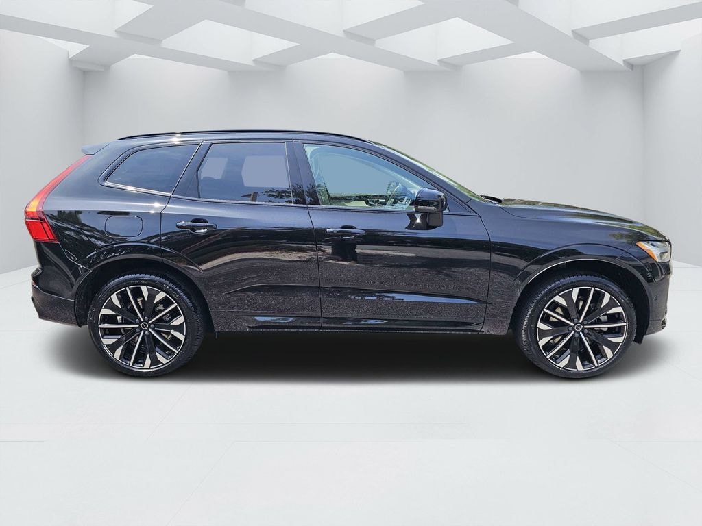 New 2026 Volvo XC60 plug-in hybrid T8 Ultra SUV