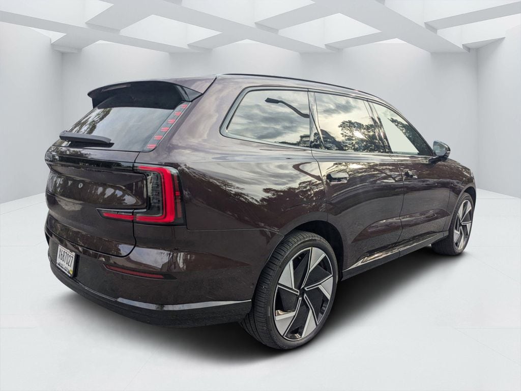 New 2025 Volvo EX90 Twin Motor Performance Ultra 6-Seater SUV