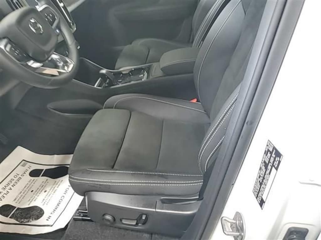 Used 2023 Volvo C40 Recharge Pure Electric Ultimate SUV