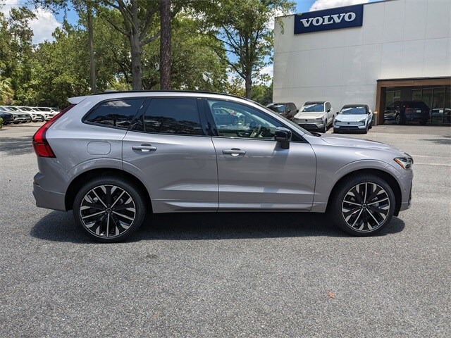 2026 Volvo XC60 photo 3
