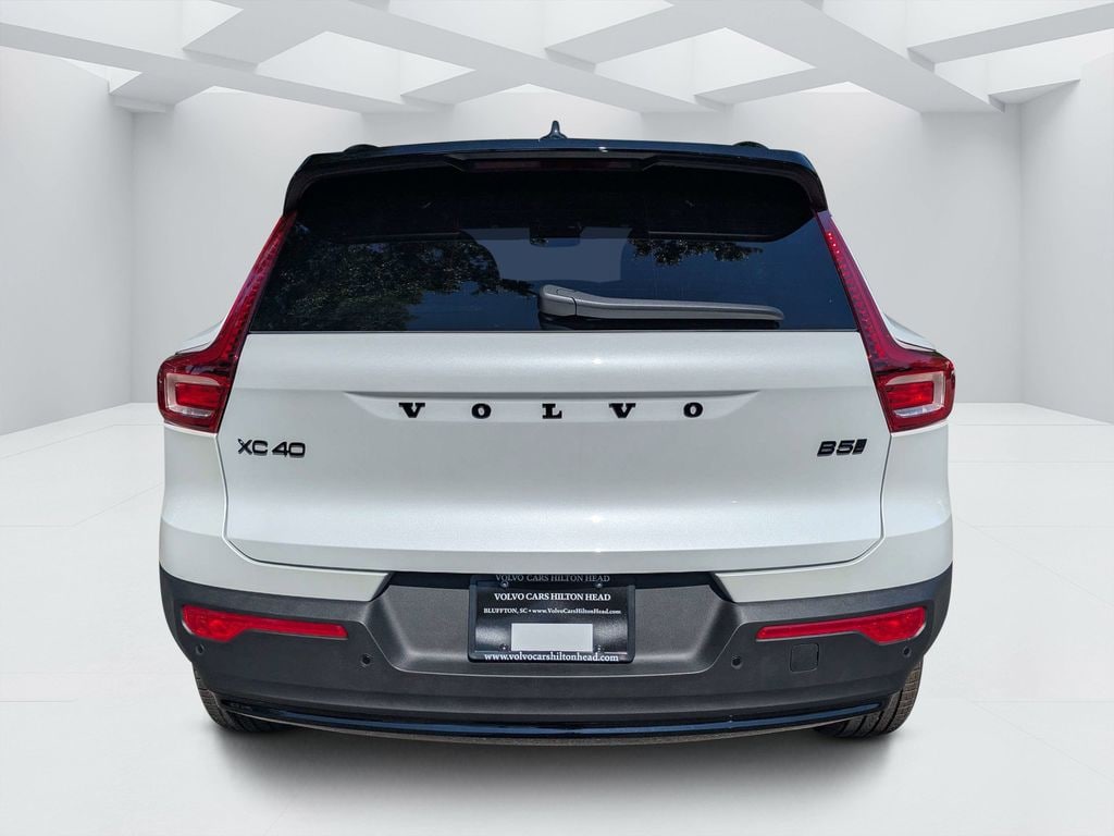 New 2026 Volvo XC40 B5 Ultra Black Edition SUV