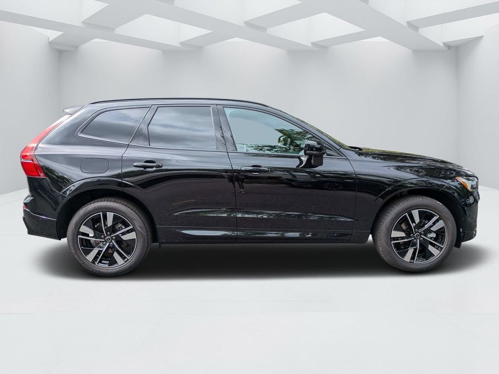 New 2026 Volvo XC60 B5 Plus SUV