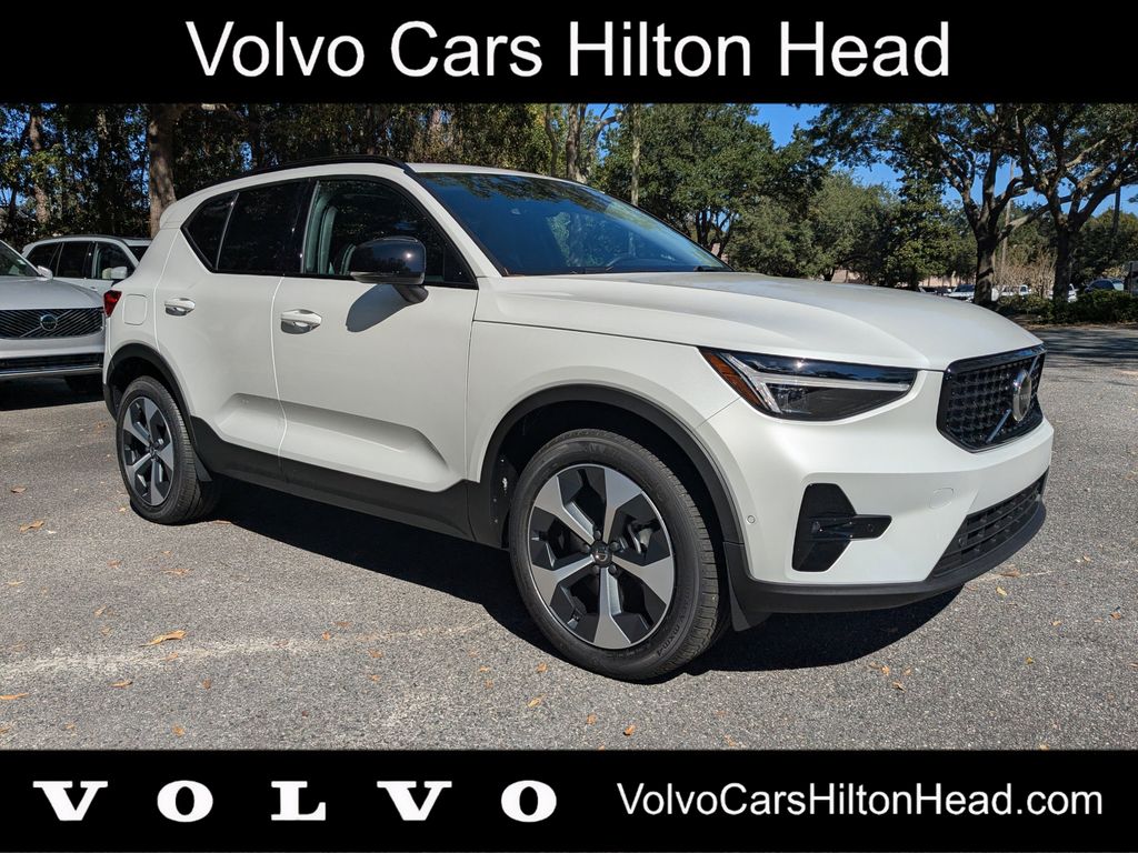 2026 Volvo XC40