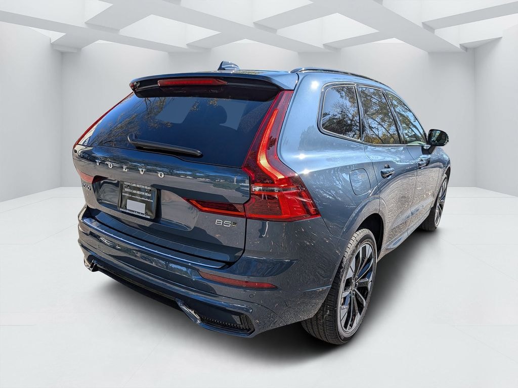 New 2026 Volvo XC60 B5 Plus SUV