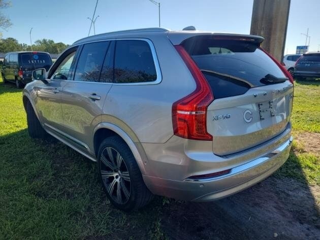 2023 Volvo XC90 Ultimate photo 2