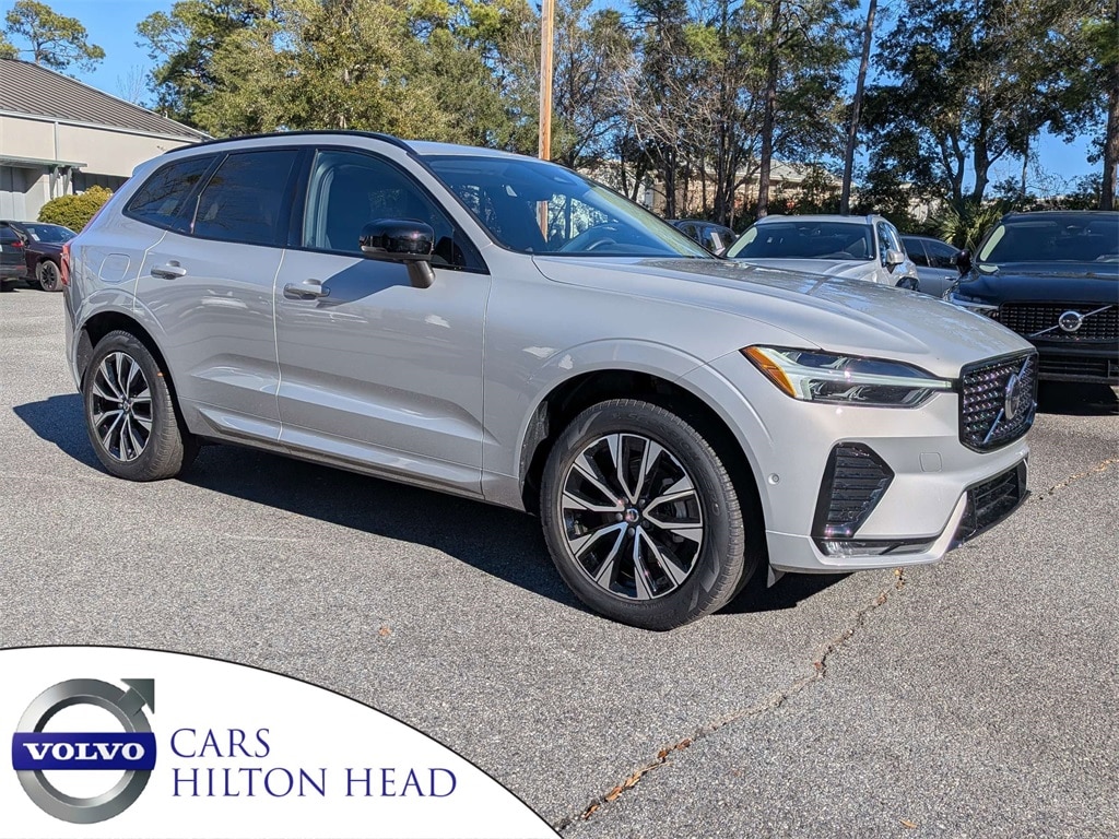 2025 Volvo XC60 Plus's photo
