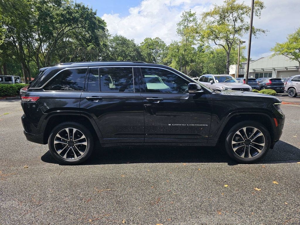 Used 2022 Jeep Grand Cherokee Overland SUV