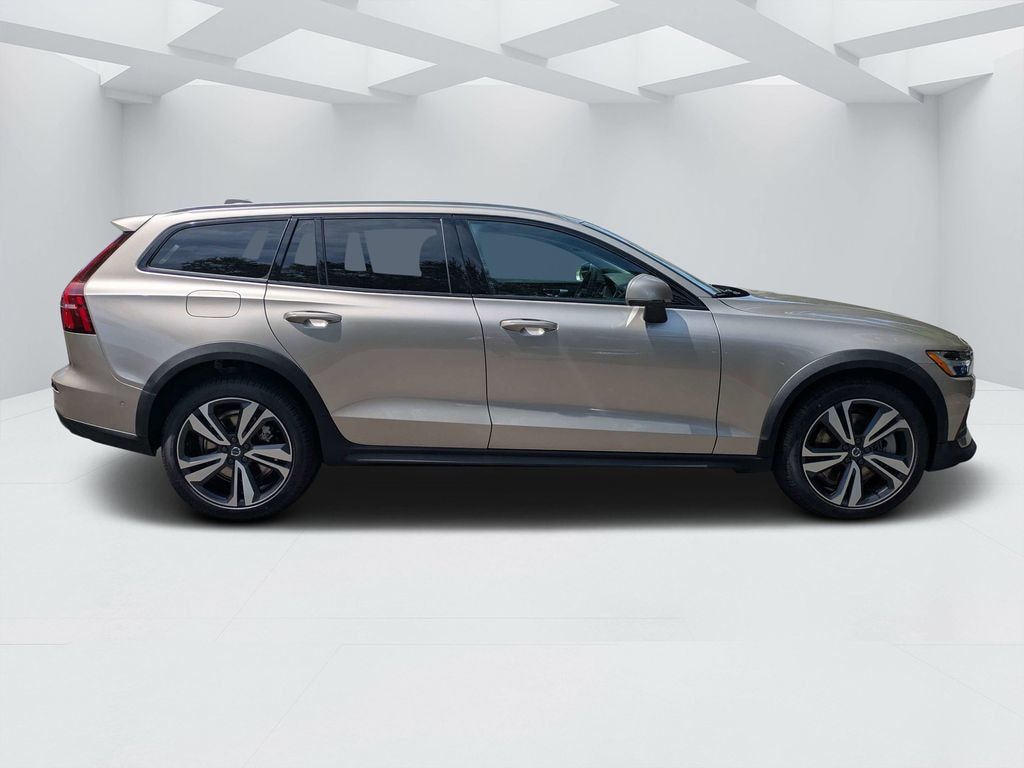 New 2026 Volvo V60 Cross Country B5 Plus Wagon