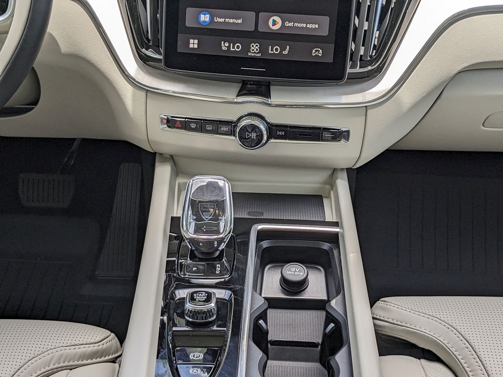 2026 Volvo XC60 Ultra - Photo 19