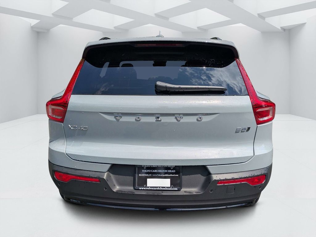 Certified 2026 Volvo XC40 B5 Plus SUV