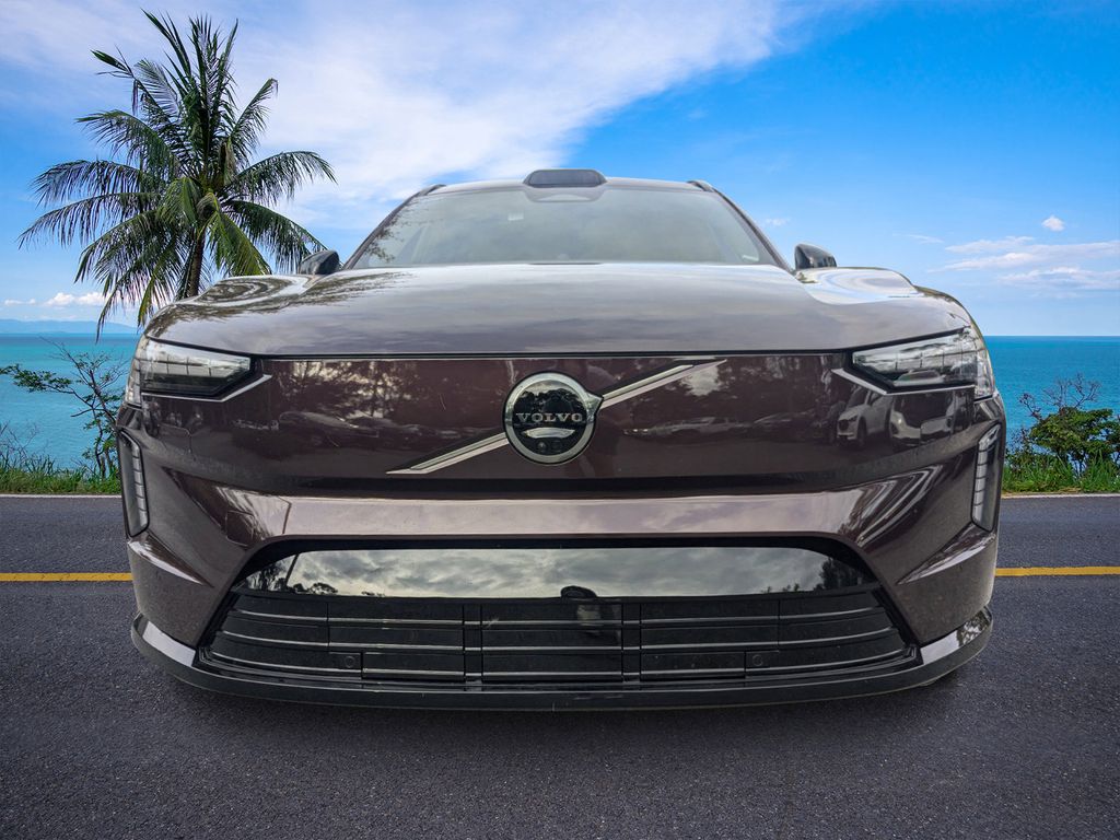 2025 Volvo EX90 Ultra - Photo 8