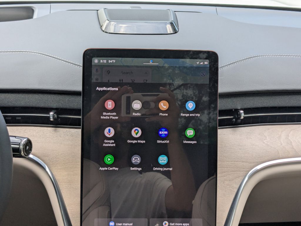 2025 Volvo EX90 Plus - Photo 18