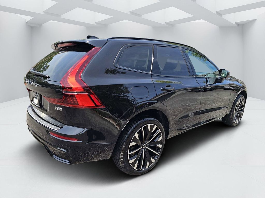 New 2026 Volvo XC60 plug-in hybrid T8 Ultra SUV