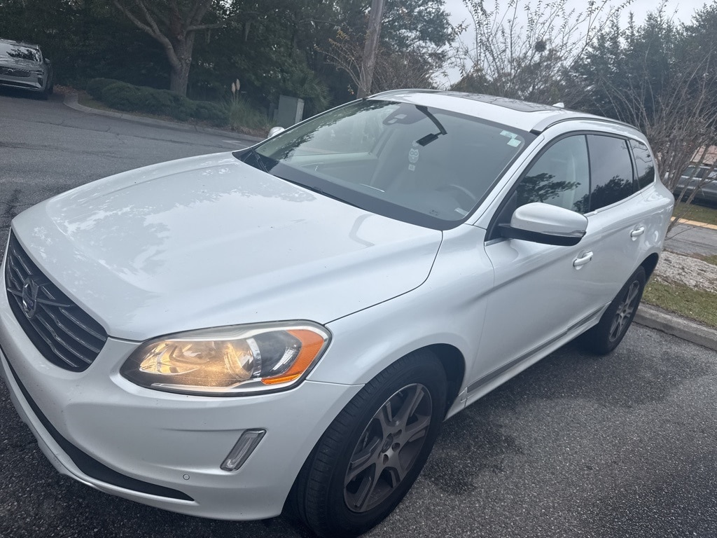 Used 2015 Volvo XC60 T6 with VIN YV4902RK7F2668685 for sale in Bluffton, SC