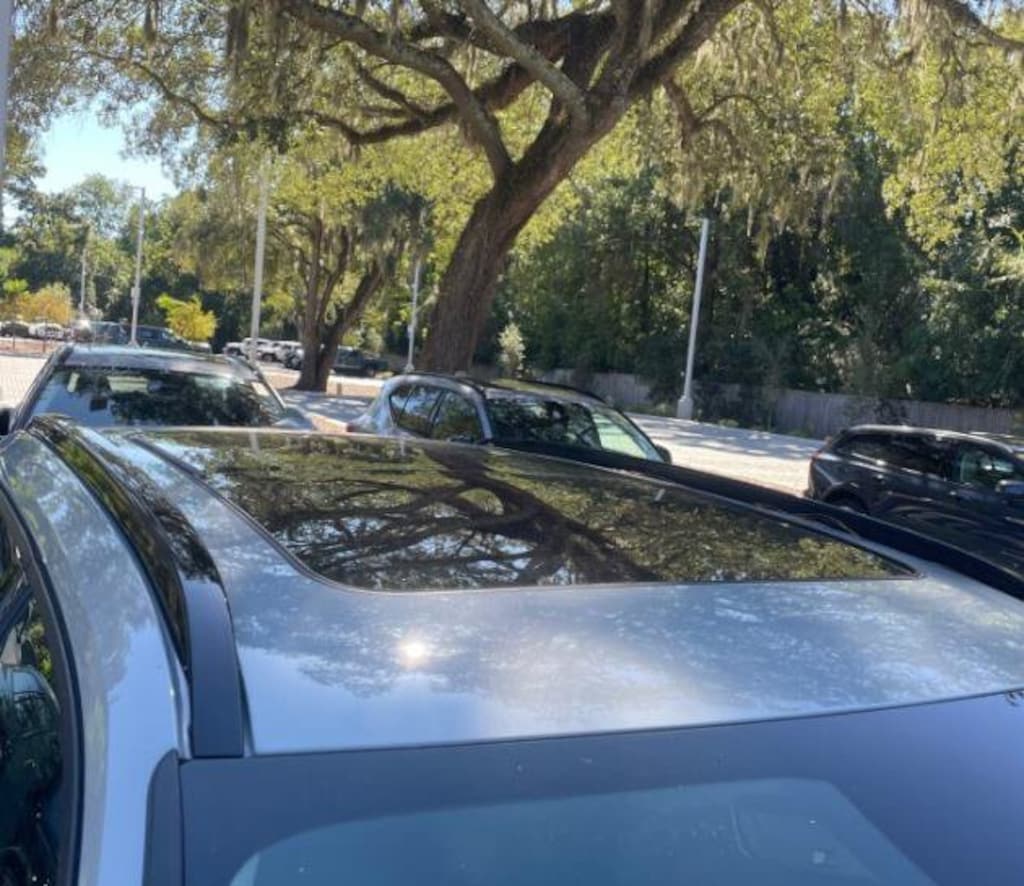 Certified 2025 Volvo XC40 B5 Plus Dark Theme SUV