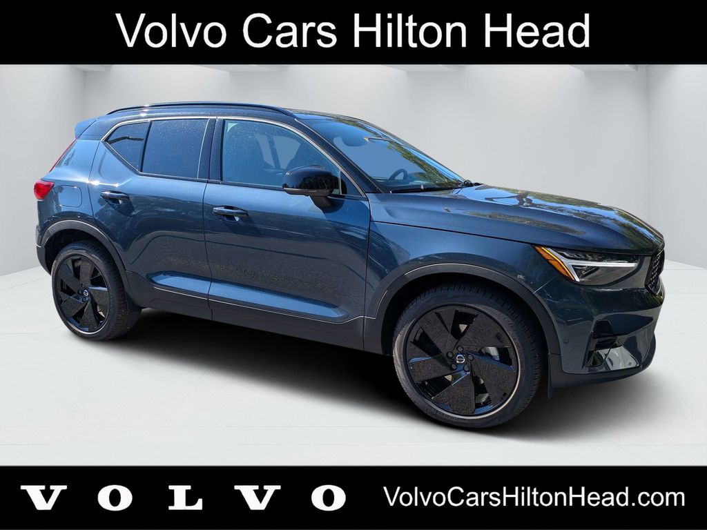 2026 Volvo XC40 B5 Ultra Ultra Black Edition AWD's photo
