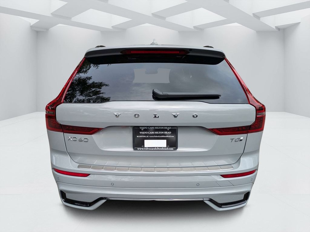 New 2026 Volvo XC60 plug-in hybrid T8 Plus SUV