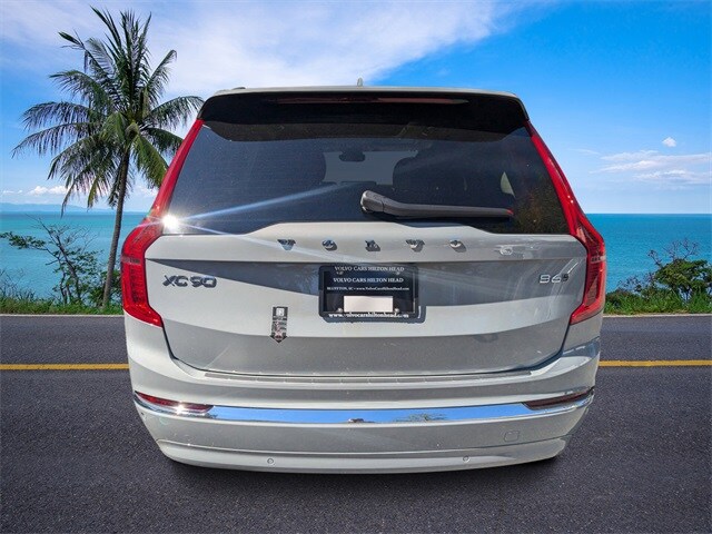 2025 Volvo XC90 Plus photo 4