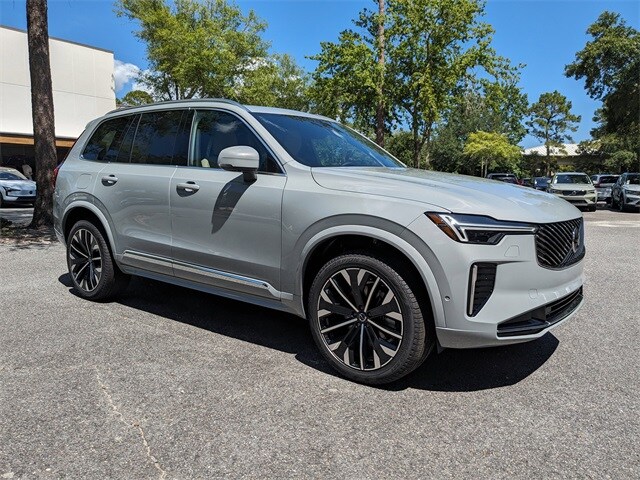 2026 Volvo XC90 B5 Plus photo 2