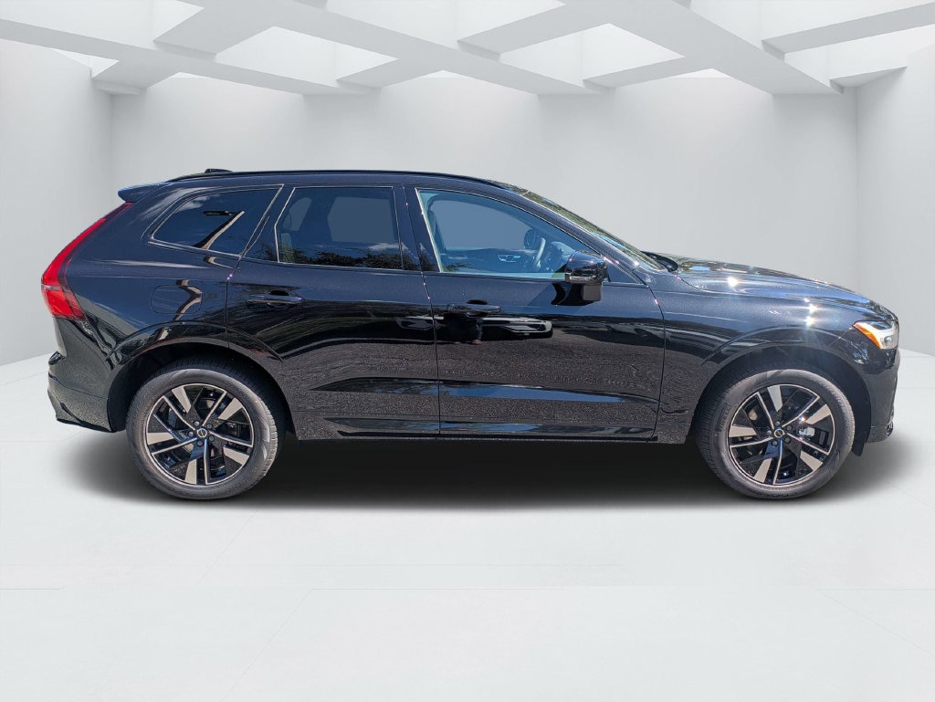 New 2027 Volvo XC60 B5 Core SUV