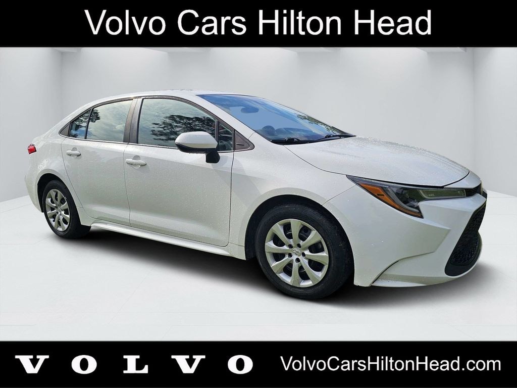 Used 2022 Toyota Corolla LE Sedan