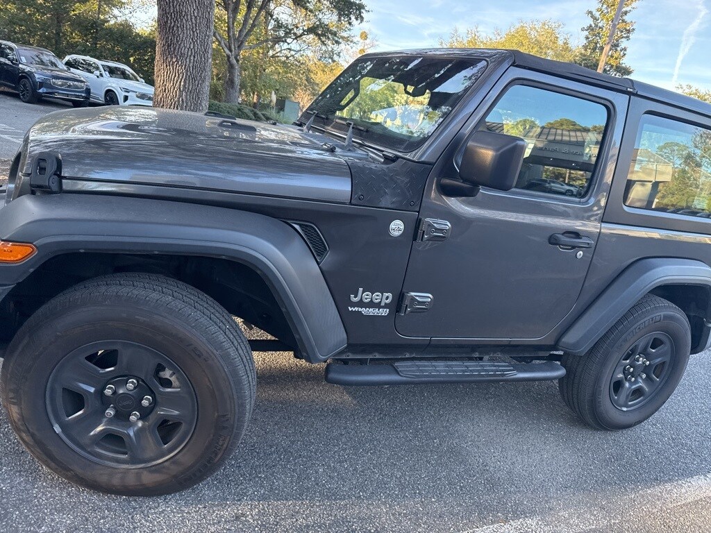 2019 Jeep Wrangler Sport photo 3