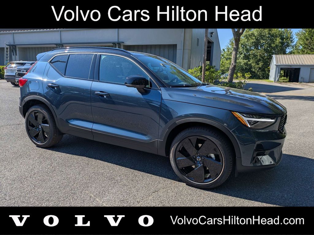 2026 Volvo XC40 B5 Ultra Ultra Black Edition AWD's photo