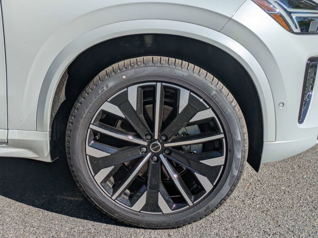 2026 Volvo XC90 Ultra - Photo 11