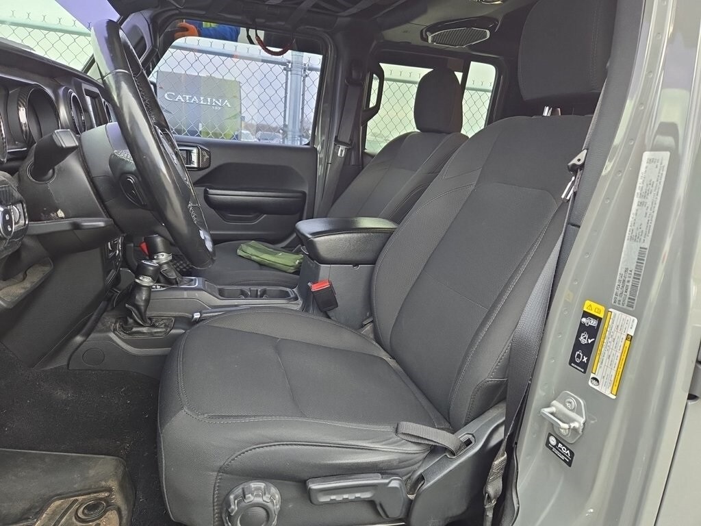 Used 2021 Jeep Gladiator Sport Truck