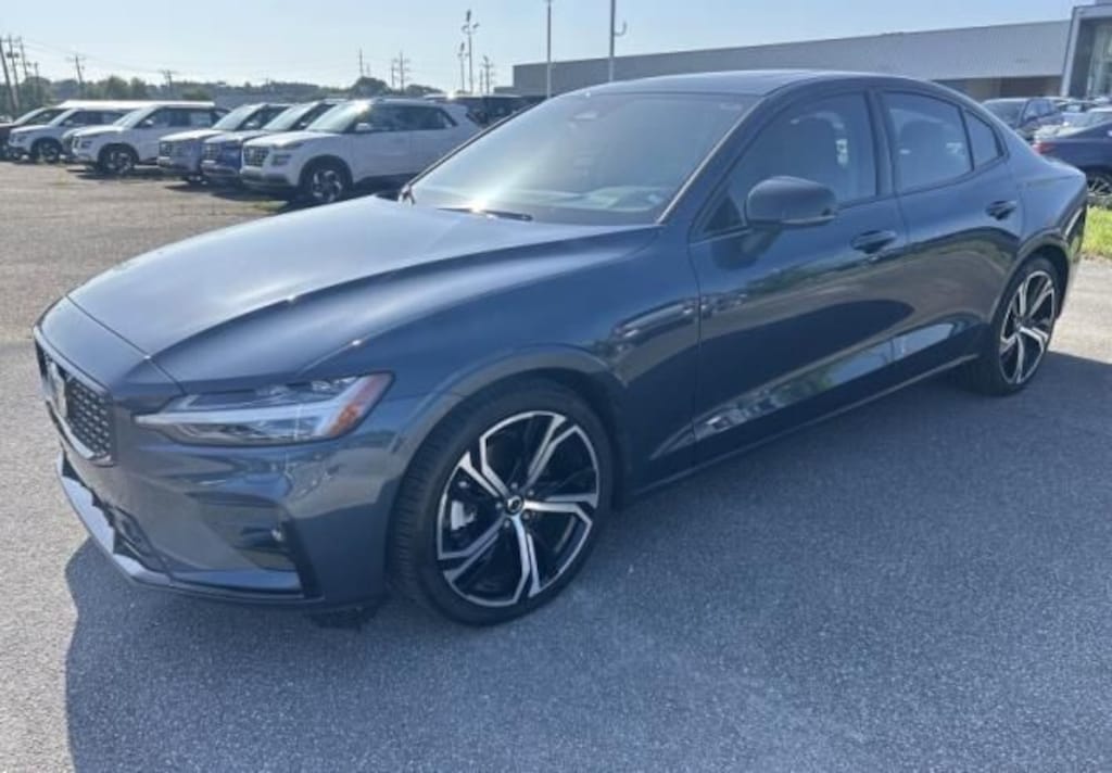 Used 2024 Volvo S60 B5 Core Dark Theme Sedan