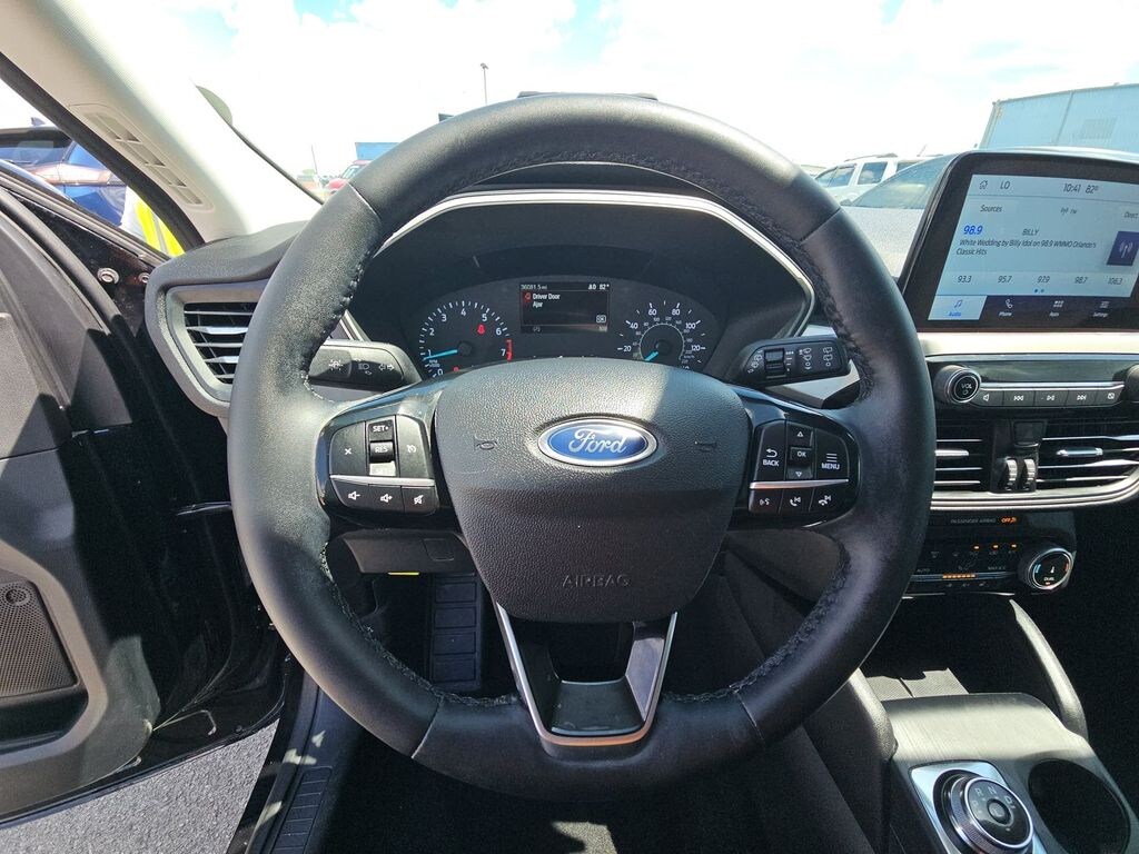 Used 2022 Ford Escape SEL SUV