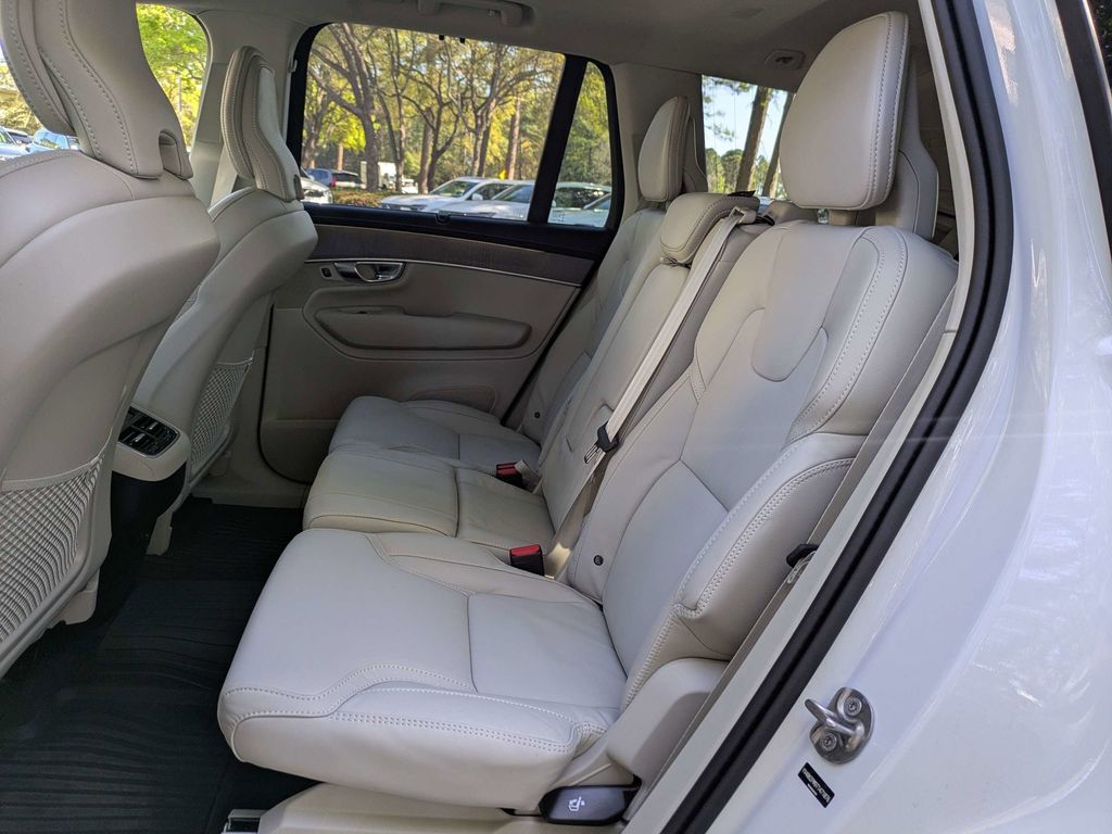 2026 Volvo XC90 Ultra - Photo 14
