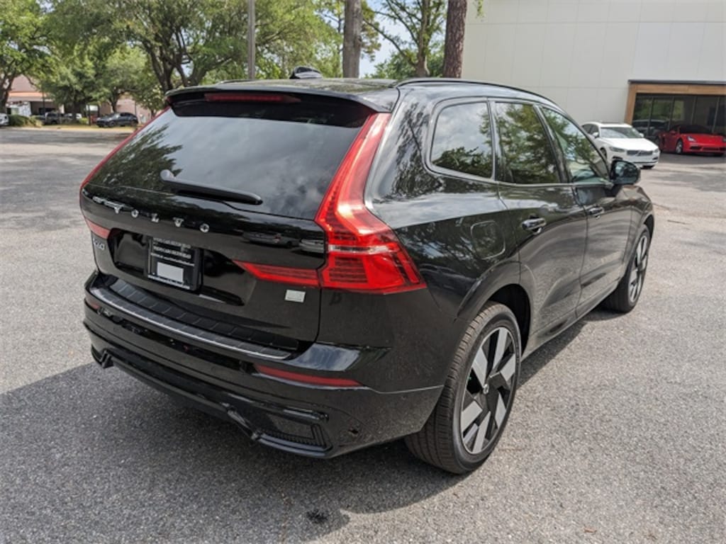 Used 2024 Volvo XC60 Recharge Plug-In Hybrid T8 Plus Dark Theme SUV