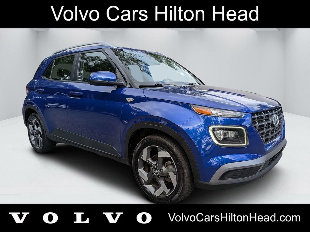Used 2025 Hyundai Venue Limited SUV