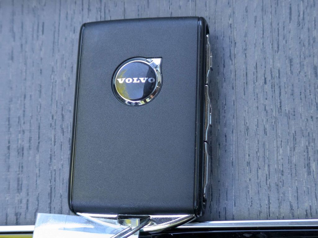 2026 Volvo XC90 Ultra - Photo 30