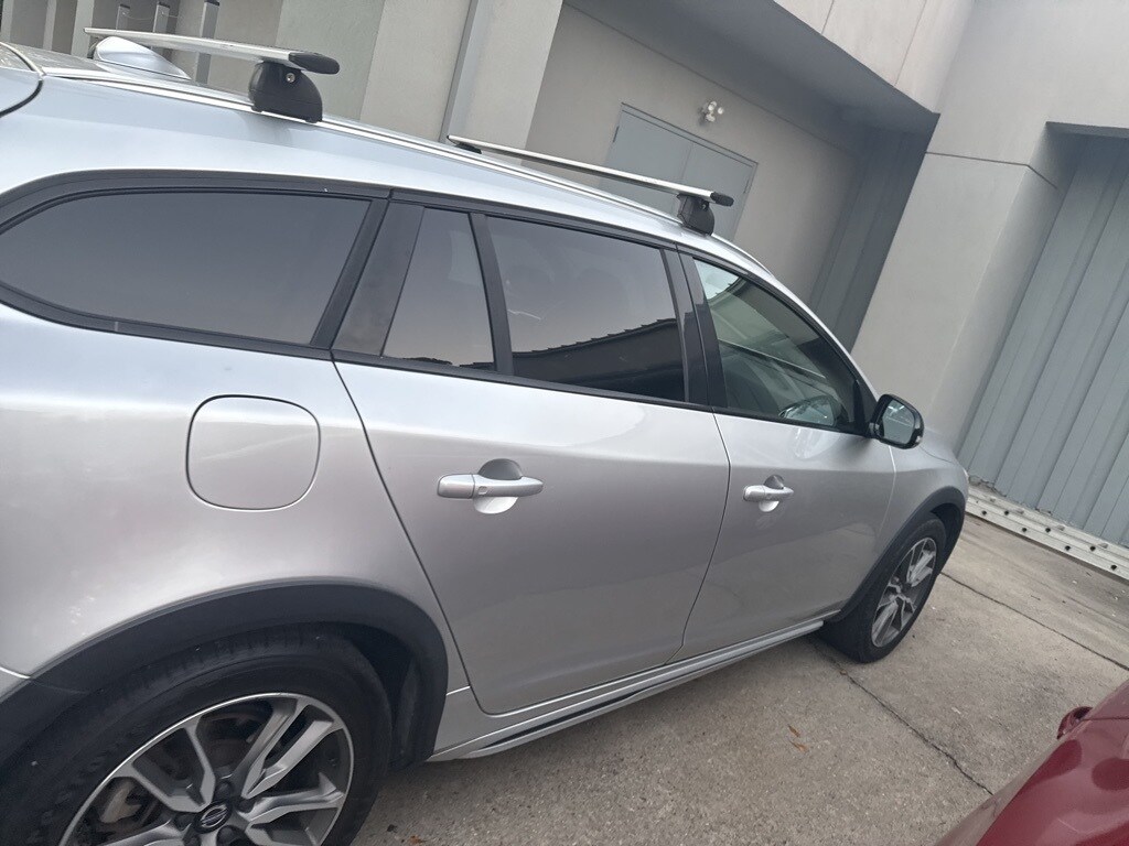 2017 Volvo V60 Cross Country T5 photo 4