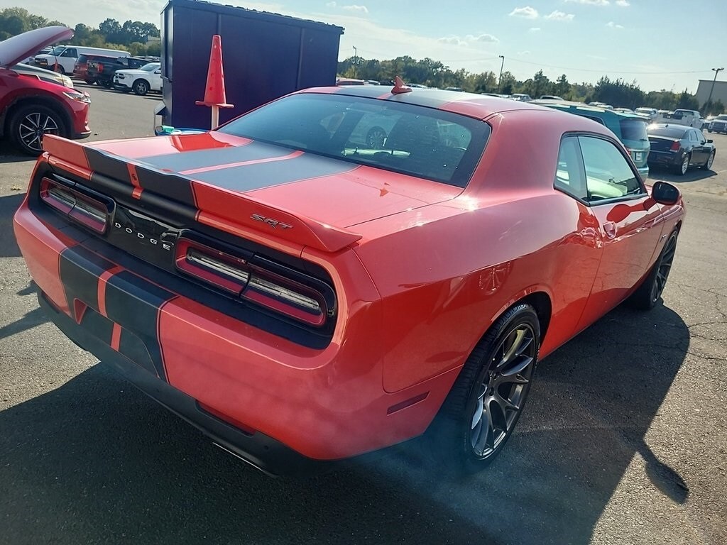 2017 Dodge Challenger SRT8 392 photo 3