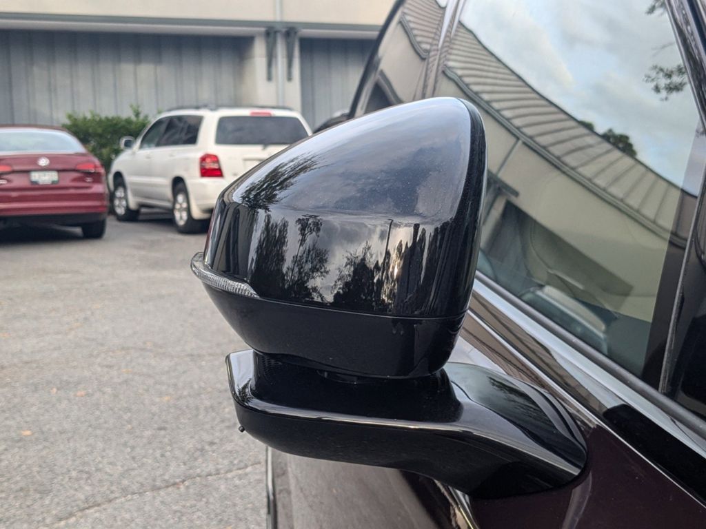 2025 Volvo EX90 Ultra - Photo 11