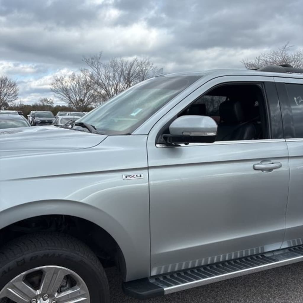 Used 2020 Ford Expedition XLT SUV