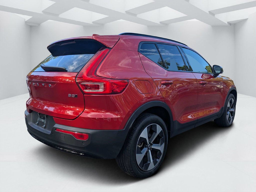 Certified 2024 Volvo XC40 B5 Plus Dark Theme SUV
