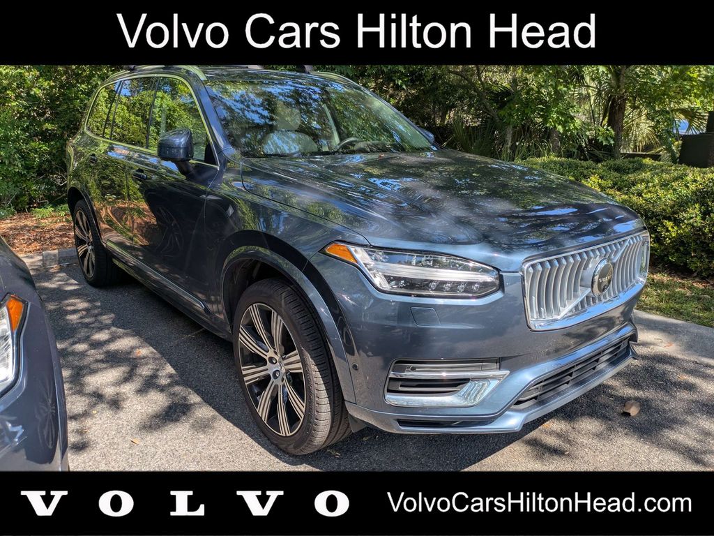 2025 Volvo XC90 T8 Recharge Ultra Bright 4WD's photo