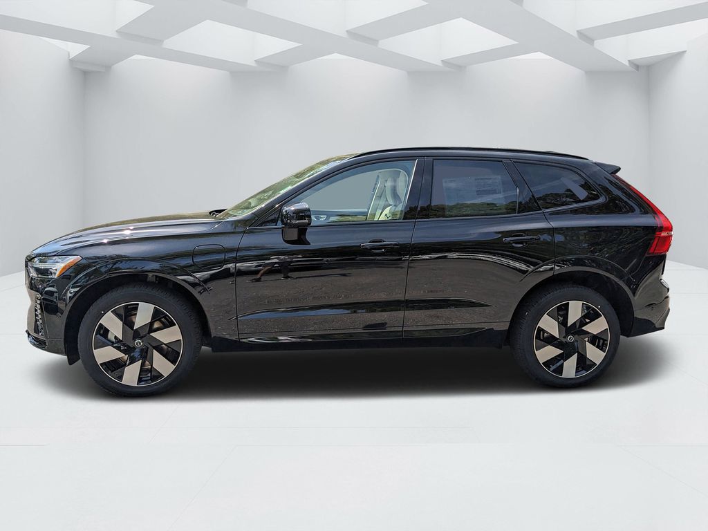2025 Volvo XC60 Plus - Photo 6