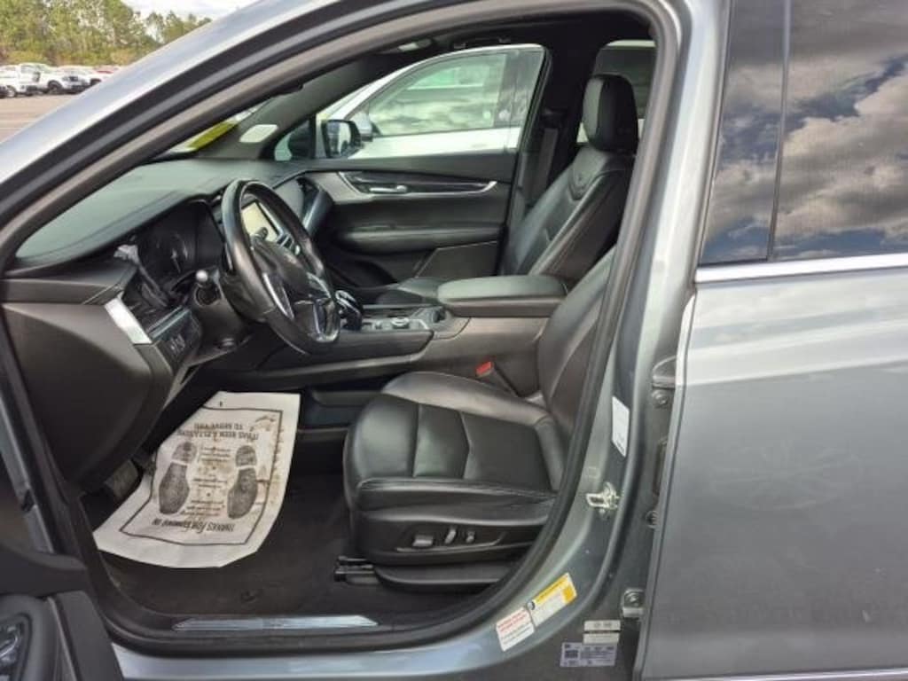 Used 2023 Cadillac XT5 Premium Luxury SUV