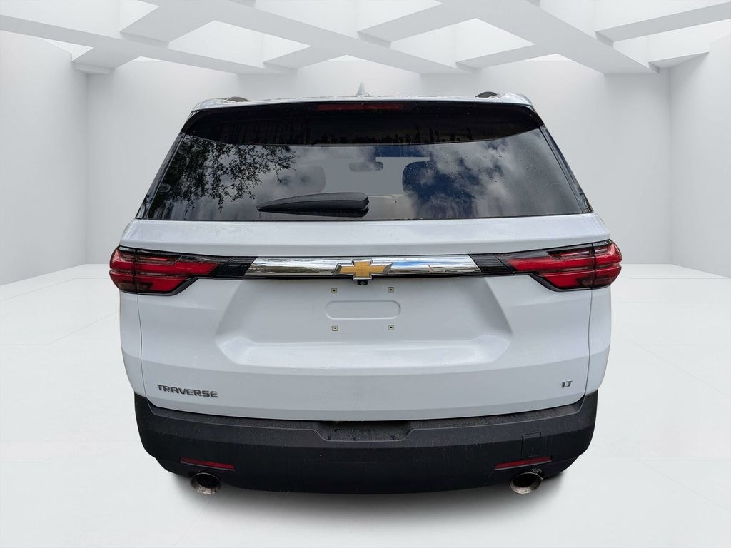 Used 2023 Chevrolet Traverse LT SUV